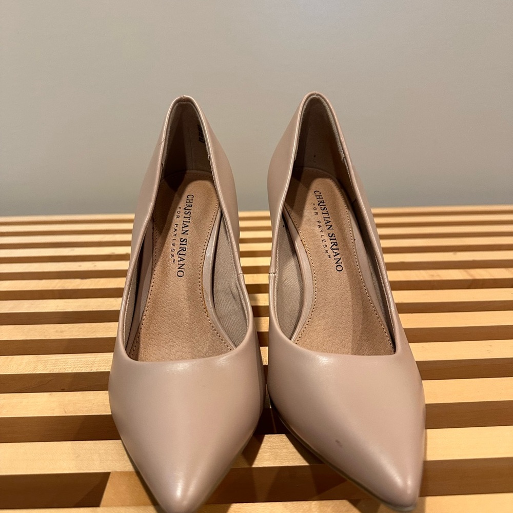 Christian Siriano Women's Nude Heels